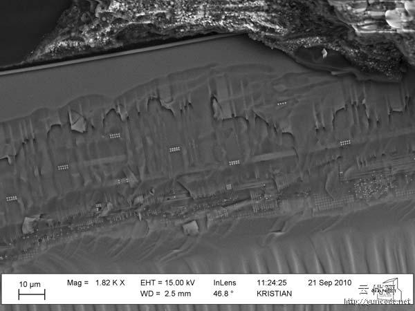 用显微镜观察cpu芯片内部